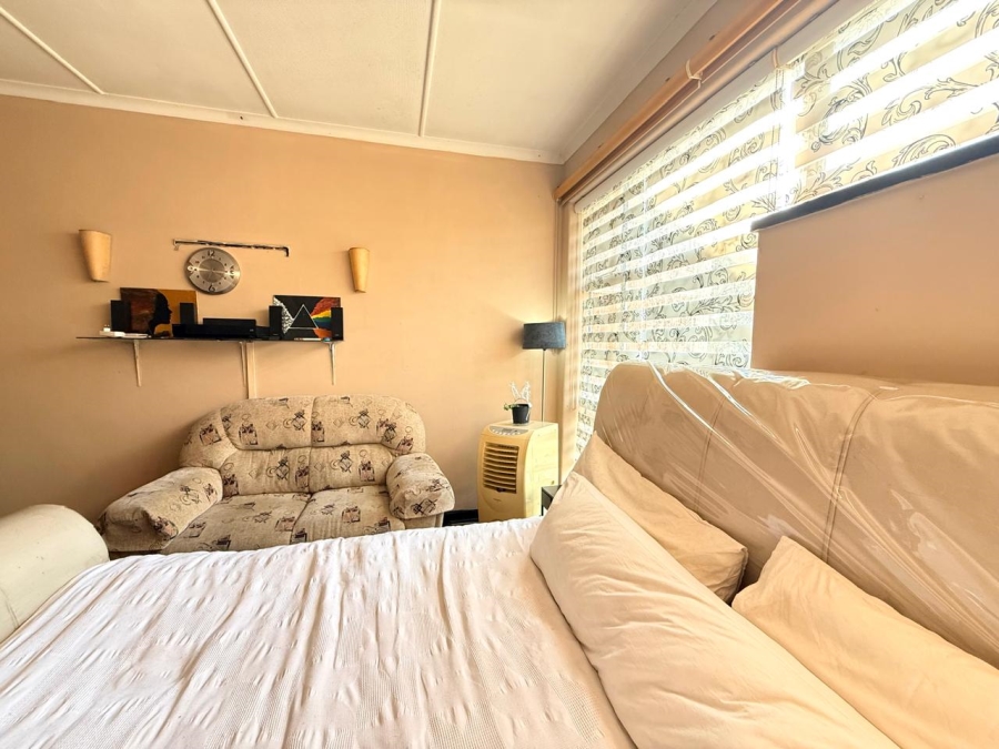 2 Bedroom Property for Sale in Windsor East Gauteng