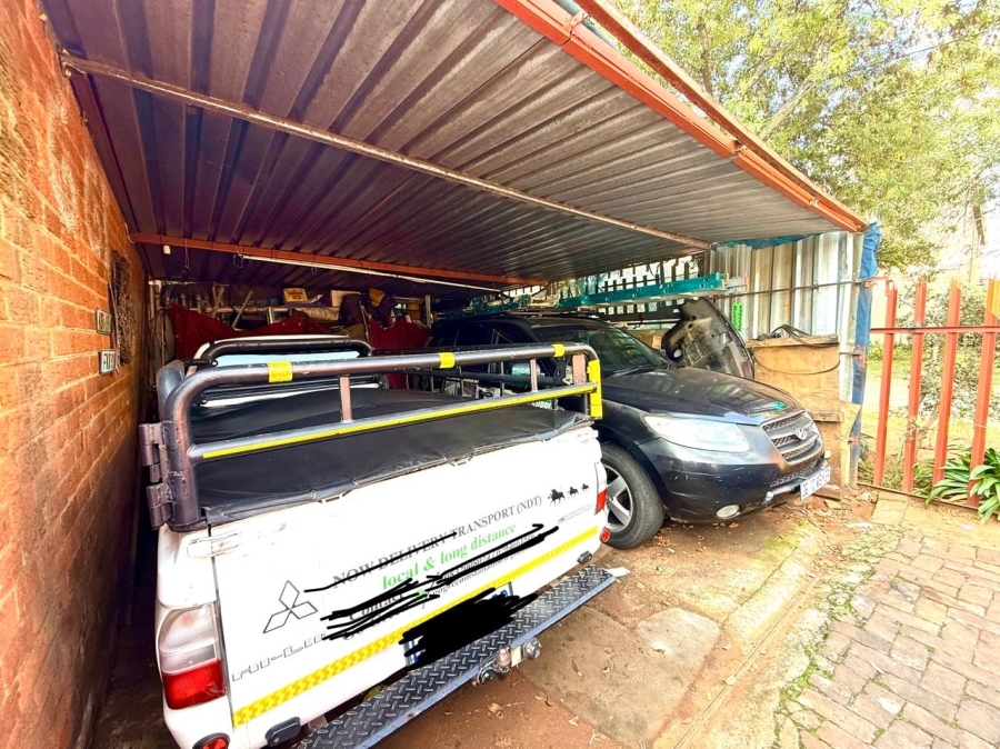 2 Bedroom Property for Sale in Windsor East Gauteng