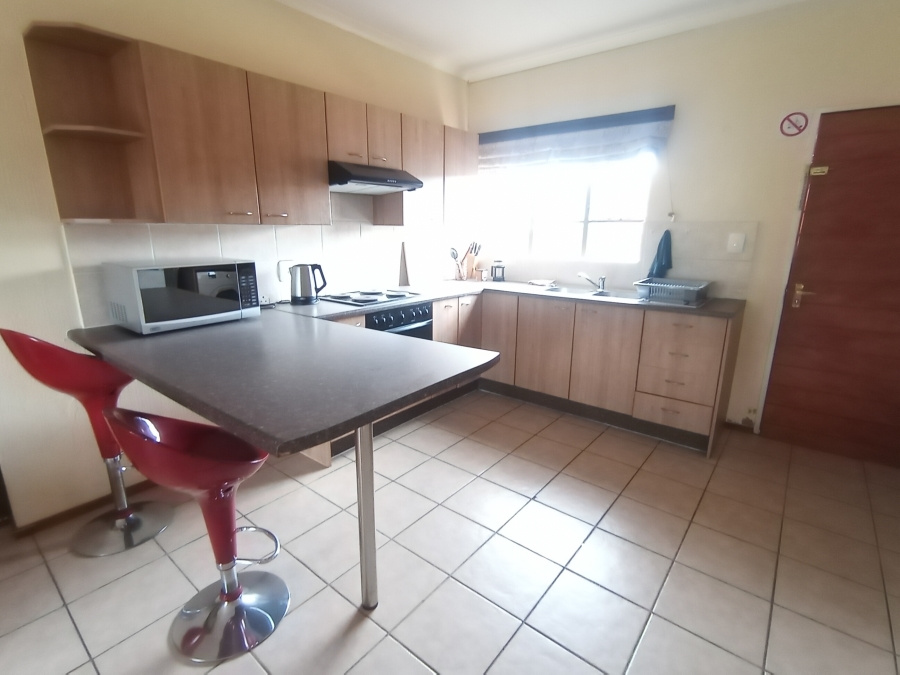 To Let 2 Bedroom Property for Rent in Sugar Bush Estate Gauteng