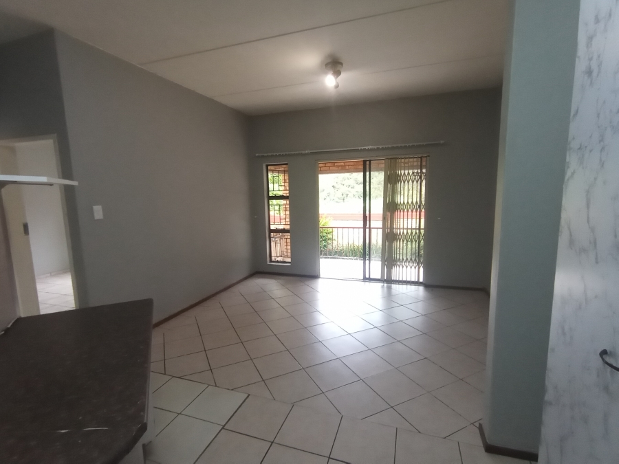 2 Bedroom Property for Sale in Roodekrans Gauteng