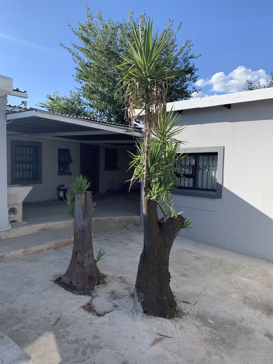 To Let 1 Bedroom Property for Rent in Delville Gauteng