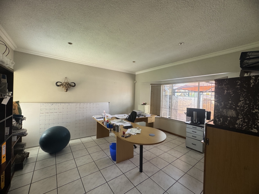 3 Bedroom Property for Sale in Beyers Park Gauteng
