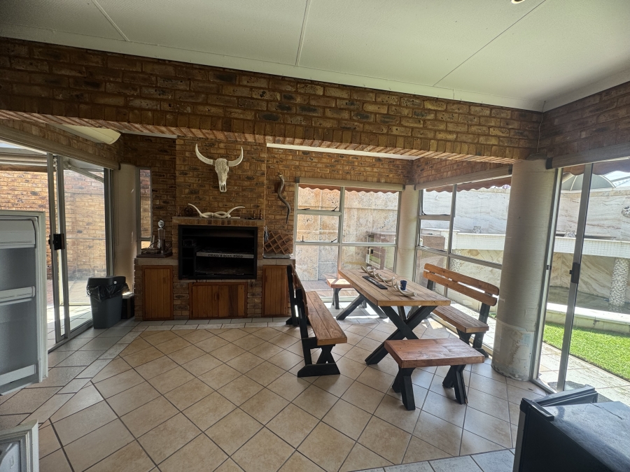 3 Bedroom Property for Sale in Beyers Park Gauteng