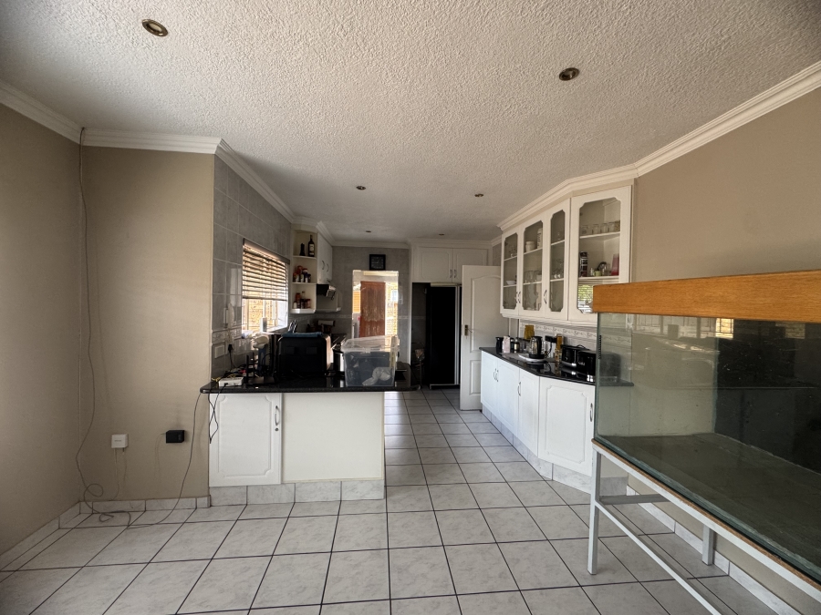 3 Bedroom Property for Sale in Beyers Park Gauteng