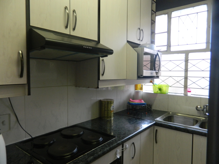 2 Bedroom Property for Sale in Germiston South Gauteng