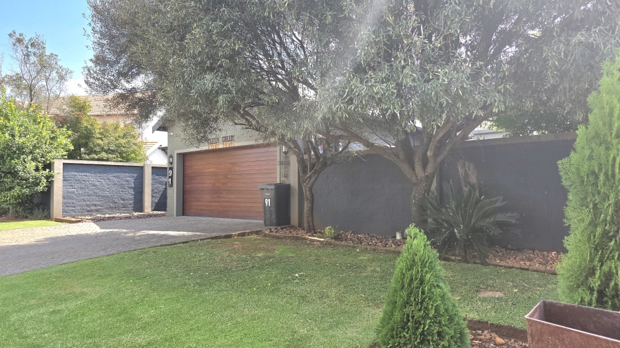 2 Bedroom Property for Sale in Eldo Lakes Estate Gauteng