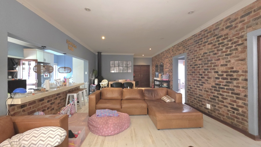 2 Bedroom Property for Sale in Eldo Lakes Estate Gauteng