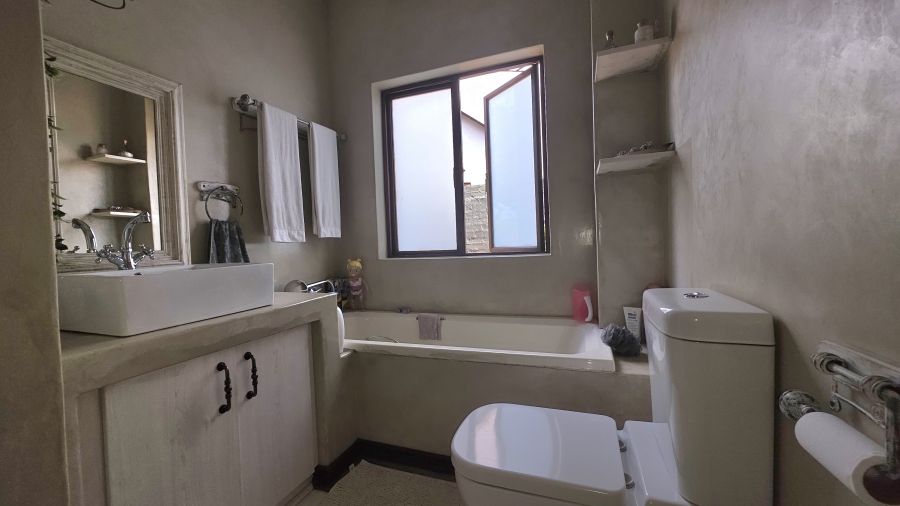 2 Bedroom Property for Sale in Eldo Lakes Estate Gauteng