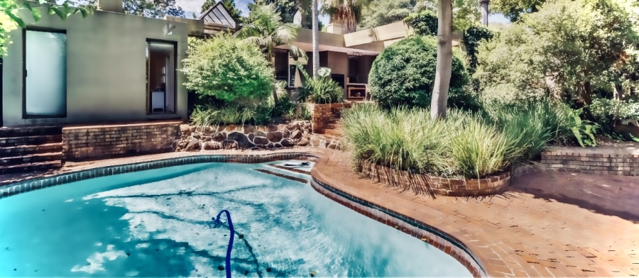 6 Bedroom Property for Sale in Morningside Gauteng