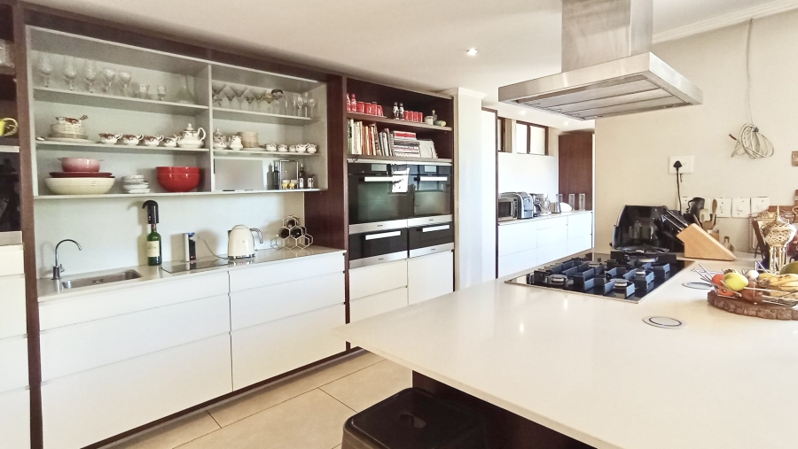 6 Bedroom Property for Sale in Morningside Gauteng