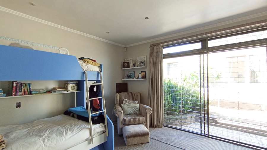 6 Bedroom Property for Sale in Morningside Gauteng
