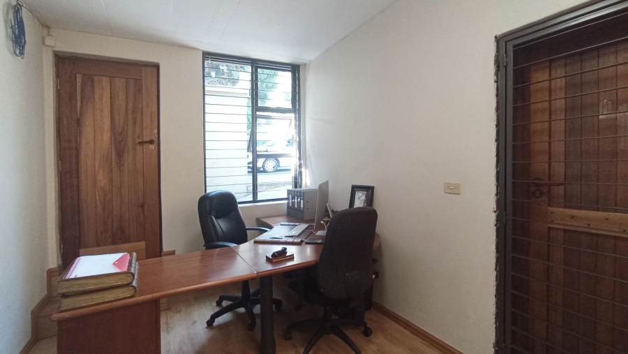 6 Bedroom Property for Sale in Morningside Gauteng