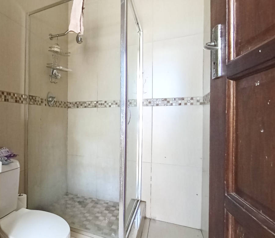 6 Bedroom Property for Sale in Morningside Gauteng