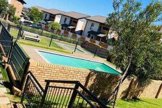 To Let 2 Bedroom Property for Rent in Amberfield Gauteng