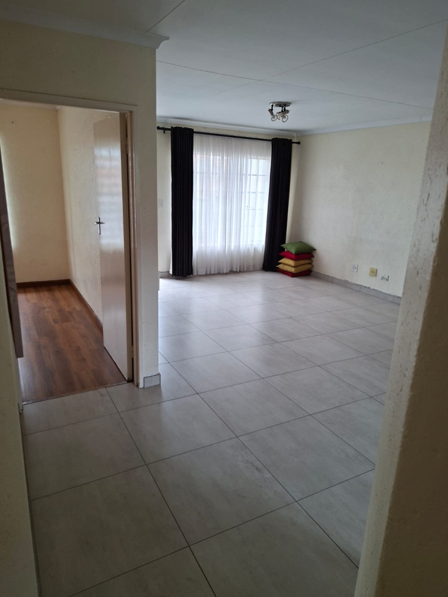 To Let 2 Bedroom Property for Rent in Eden Glen Gauteng