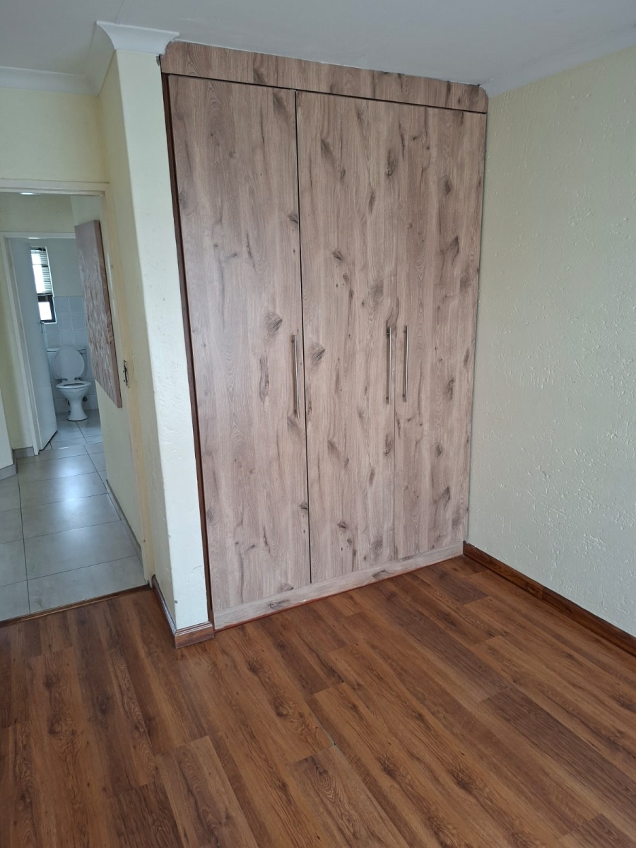 To Let 2 Bedroom Property for Rent in Eden Glen Gauteng