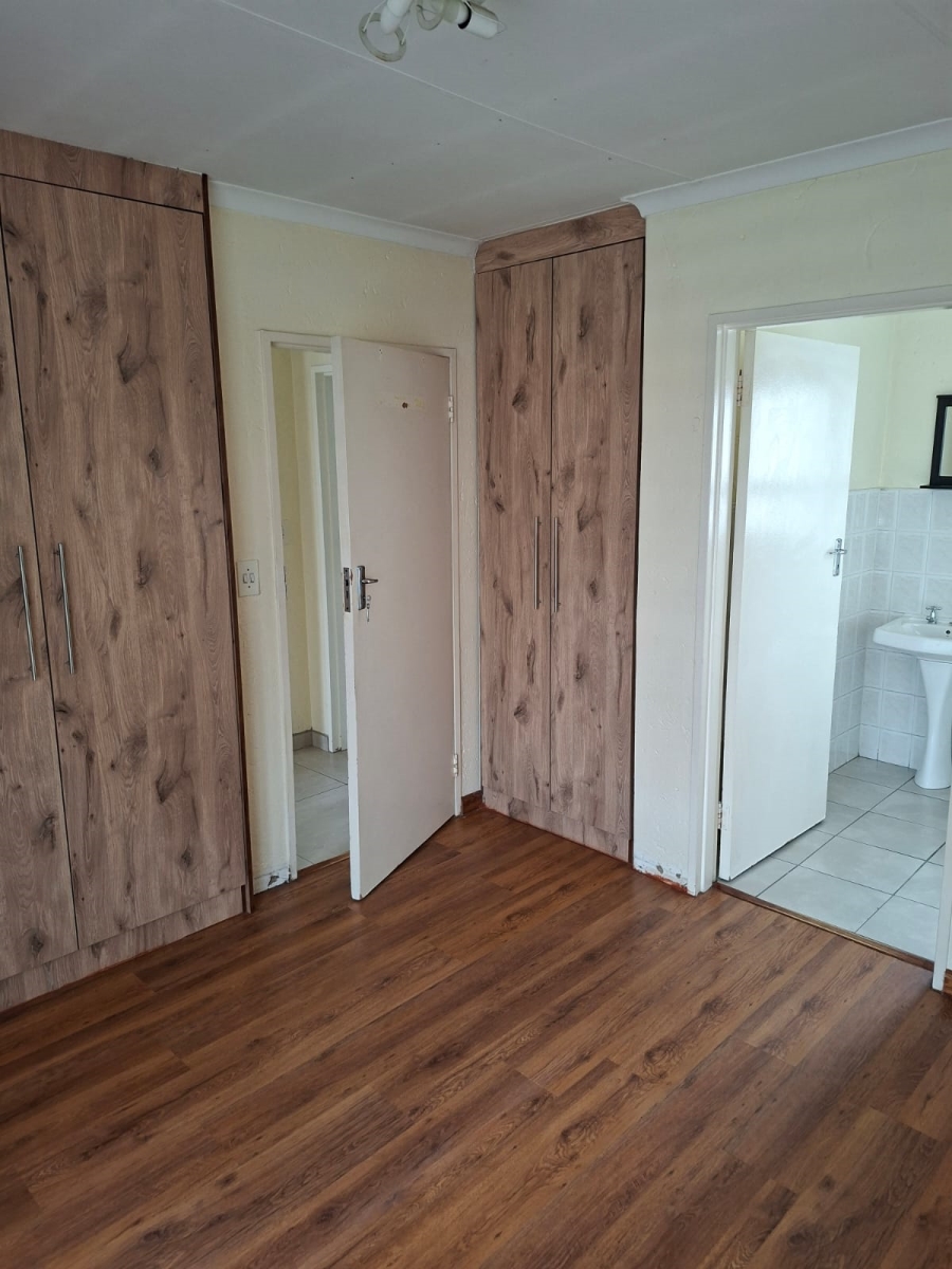To Let 2 Bedroom Property for Rent in Eden Glen Gauteng