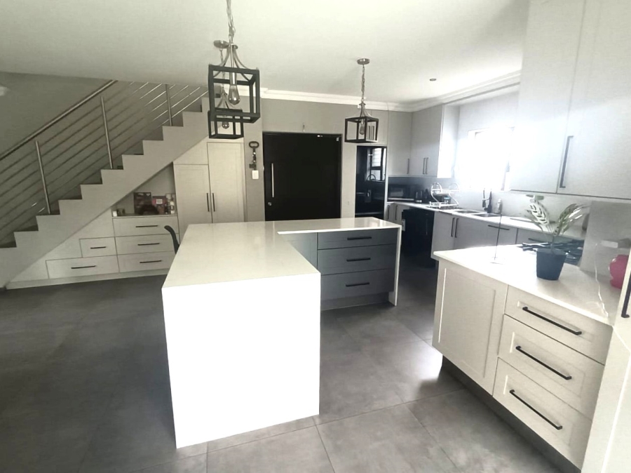 4 Bedroom Property for Sale in Rynfield Gauteng