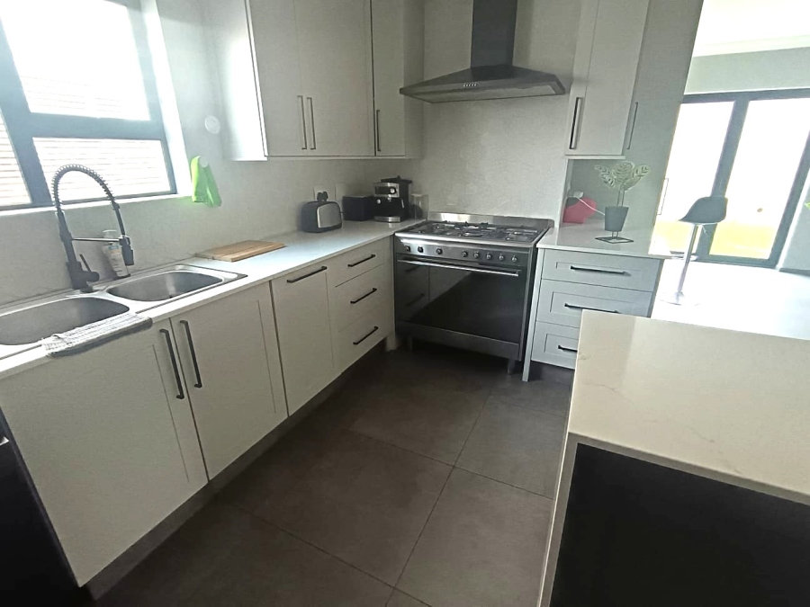 4 Bedroom Property for Sale in Rynfield Gauteng