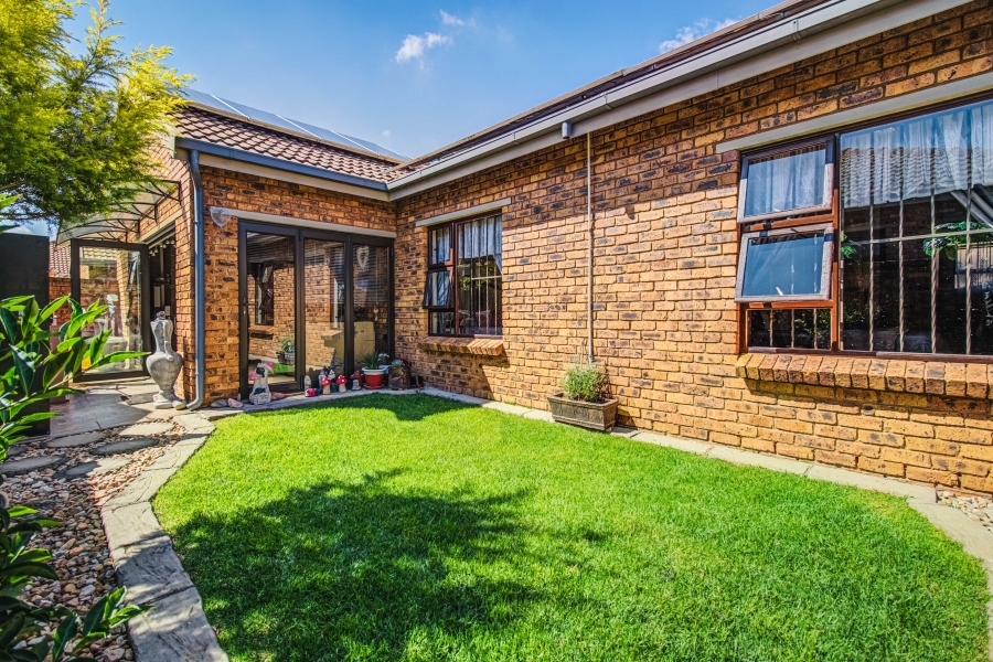 3 Bedroom Property for Sale in Bartlett Gauteng