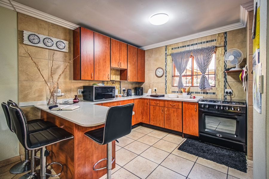 3 Bedroom Property for Sale in Bartlett Gauteng