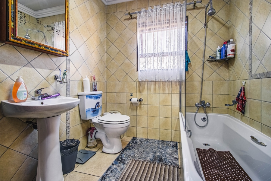 3 Bedroom Property for Sale in Bartlett Gauteng