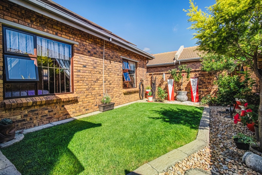 3 Bedroom Property for Sale in Bartlett Gauteng