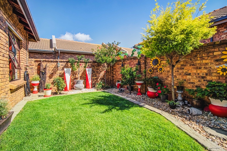 3 Bedroom Property for Sale in Bartlett Gauteng