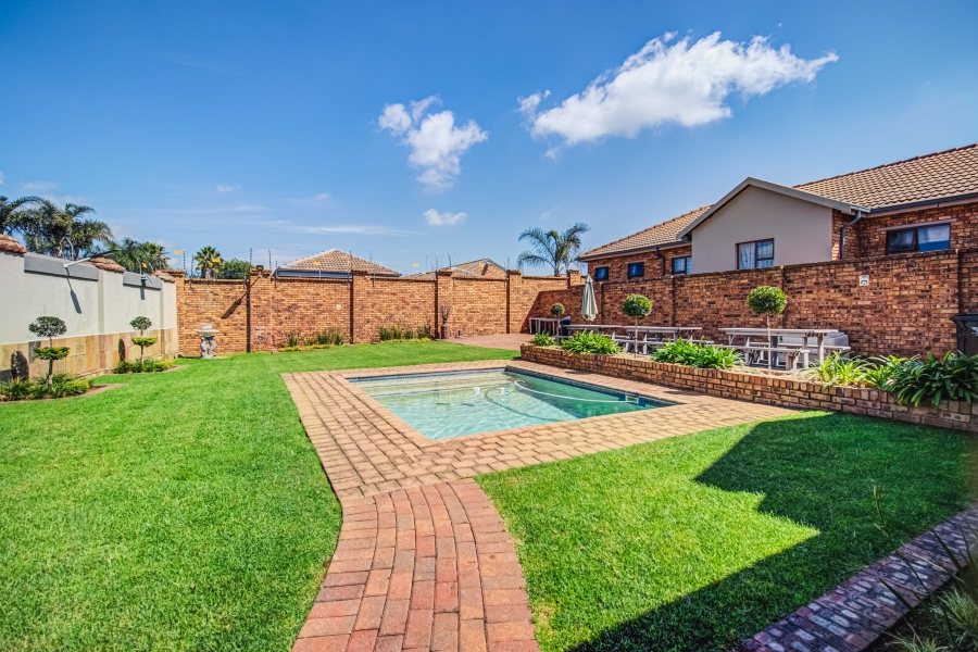 3 Bedroom Property for Sale in Bartlett Gauteng