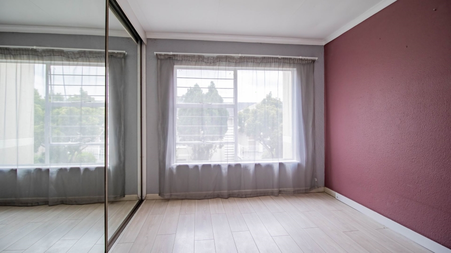 2 Bedroom Property for Sale in Bedford Gardens Gauteng