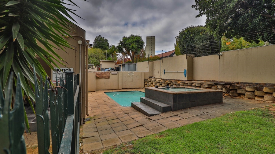 2 Bedroom Property for Sale in Bedford Gardens Gauteng