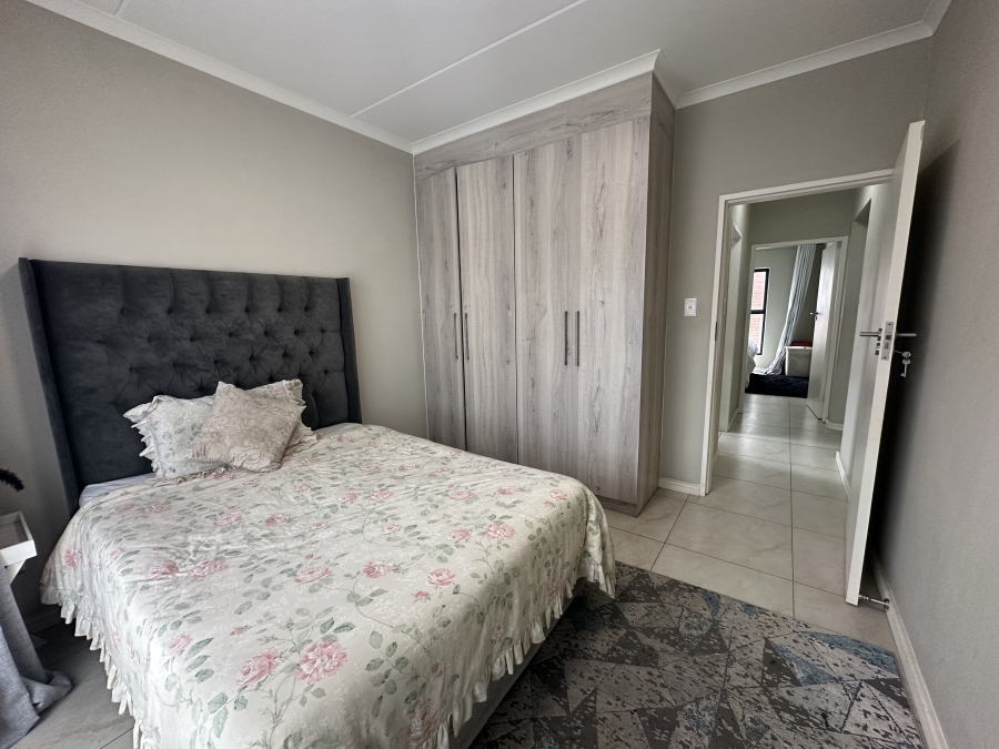 2 Bedroom Property for Sale in Noordhang Gauteng