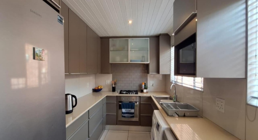 4 Bedroom Property for Sale in Glen Marais Gauteng