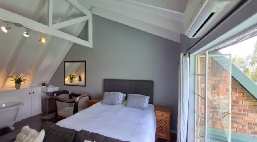 4 Bedroom Property for Sale in Glen Marais Gauteng