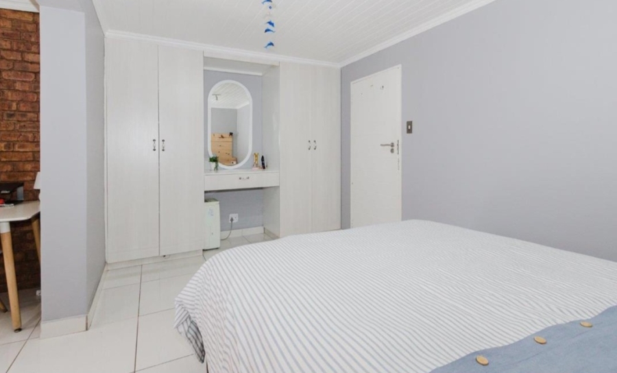 4 Bedroom Property for Sale in Glen Marais Gauteng