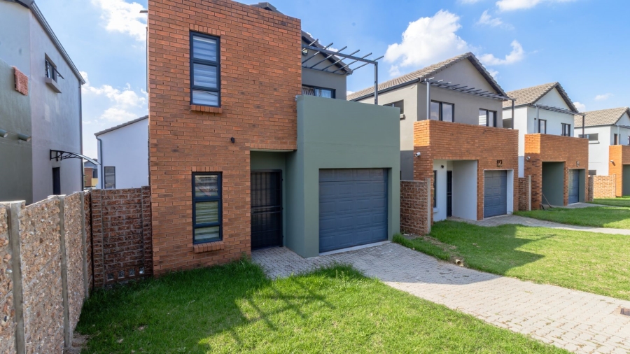 3 Bedroom Property for Sale in South Hills Gauteng