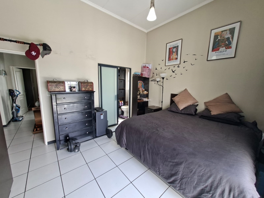2 Bedroom Property for Sale in Modderfontein Gauteng