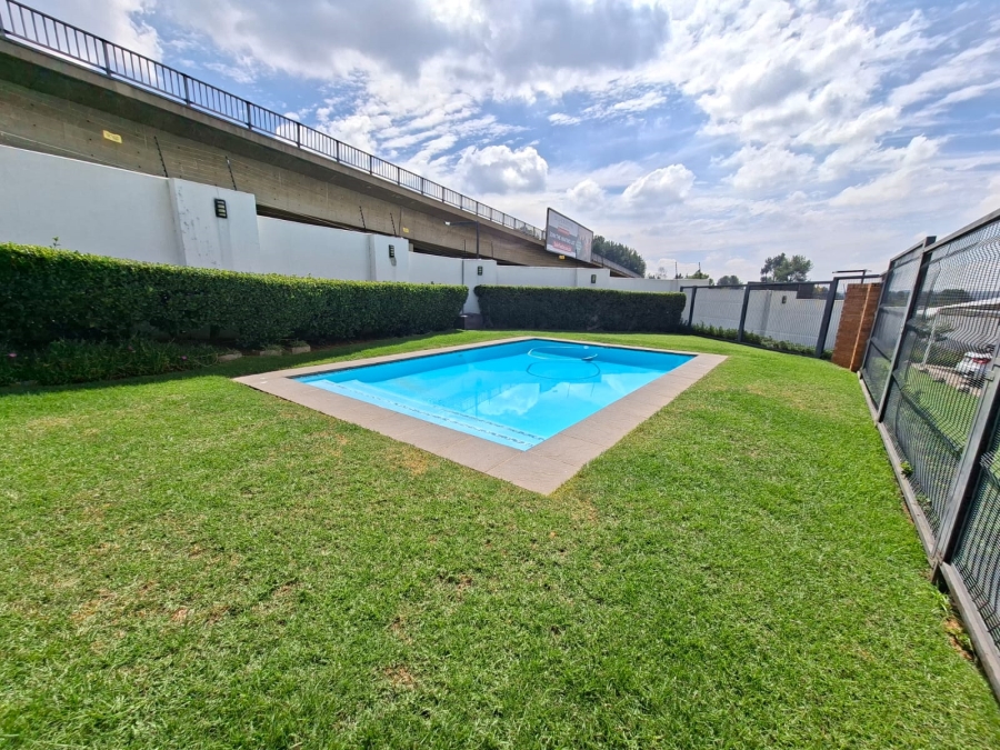 2 Bedroom Property for Sale in Modderfontein Gauteng