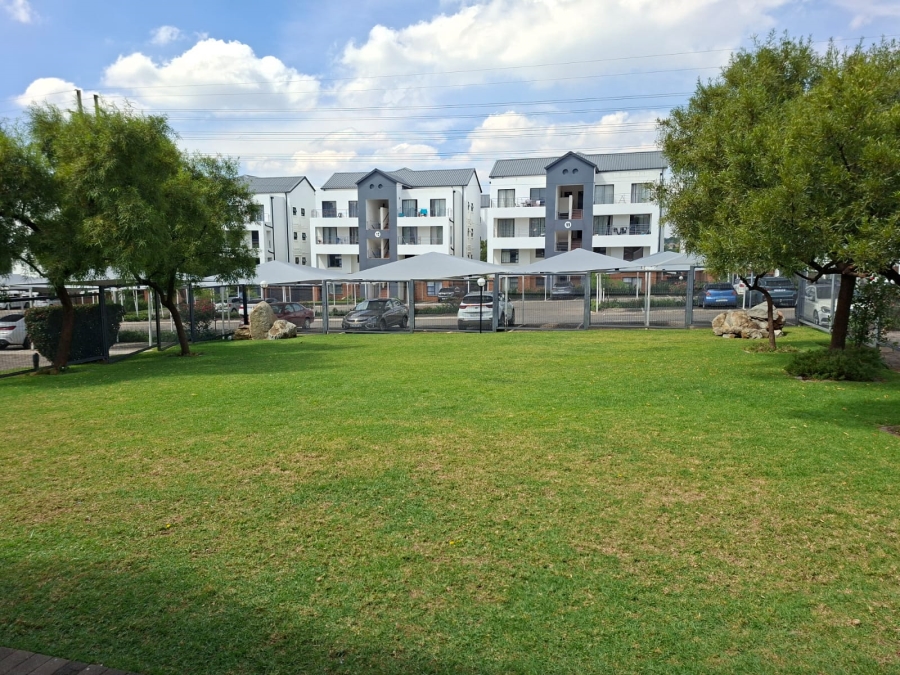 2 Bedroom Property for Sale in Modderfontein Gauteng
