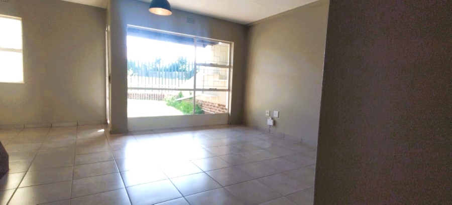 2 Bedroom Property for Sale in Farrarmere Gauteng