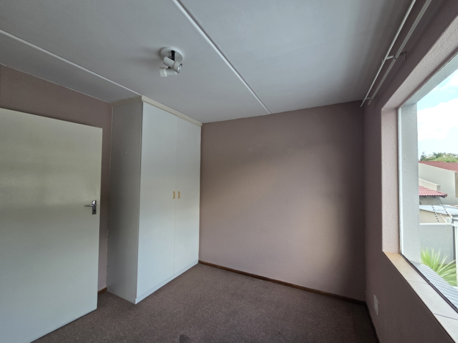 3 Bedroom Property for Sale in Marais Steyn Park Gauteng