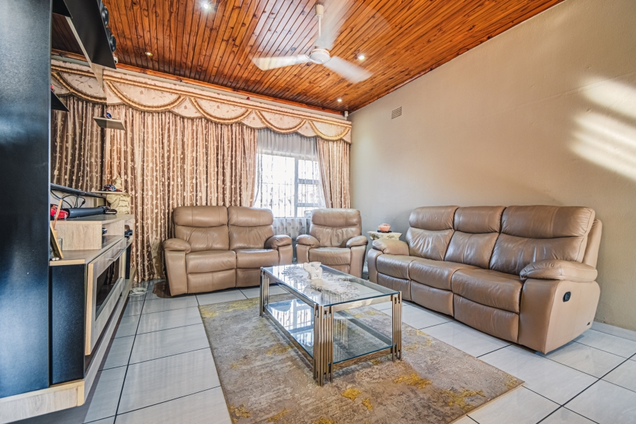 3 Bedroom Property for Sale in Primrose East Gauteng