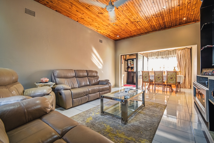 3 Bedroom Property for Sale in Primrose East Gauteng