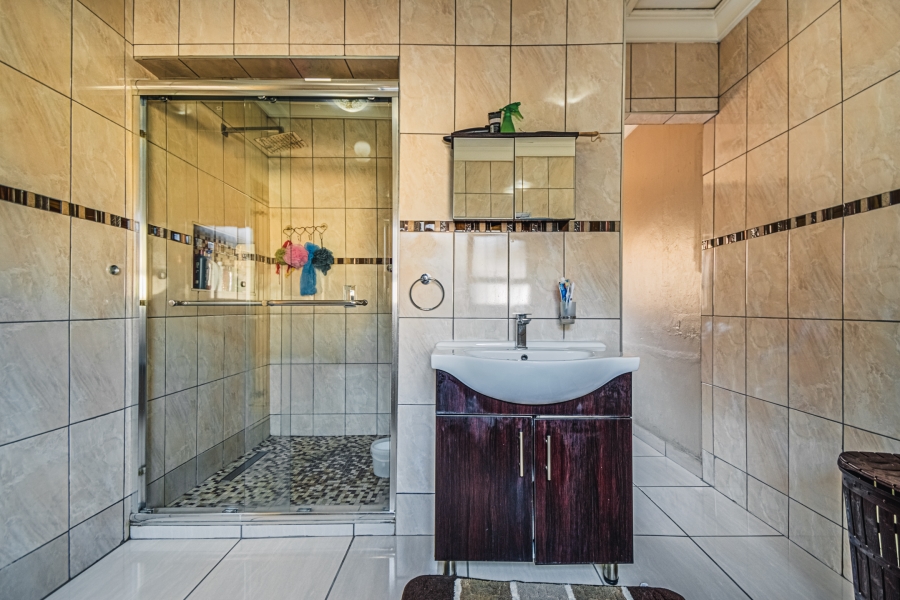 3 Bedroom Property for Sale in Primrose East Gauteng