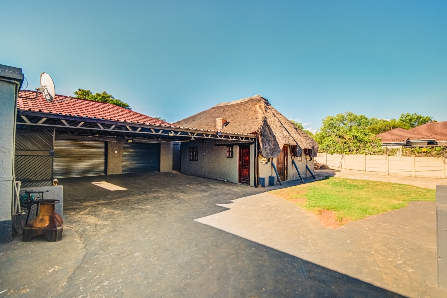 3 Bedroom Property for Sale in Primrose East Gauteng