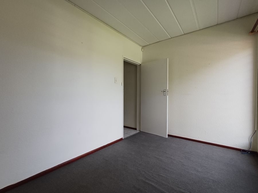 To Let 2 Bedroom Property for Rent in Dowerglen Ext 4 Gauteng