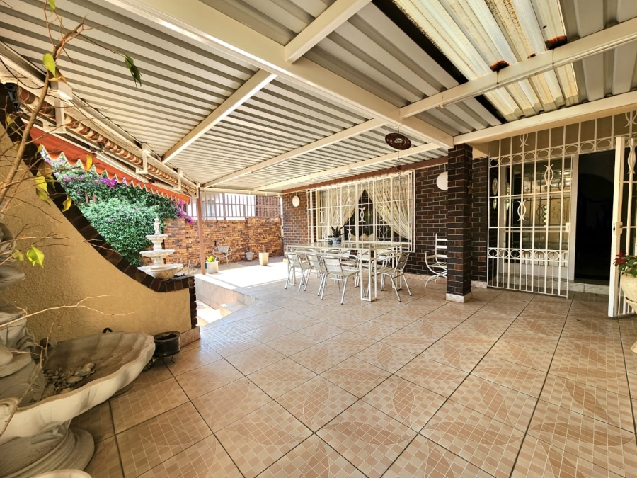 4 Bedroom Property for Sale in Winchester Hills Gauteng