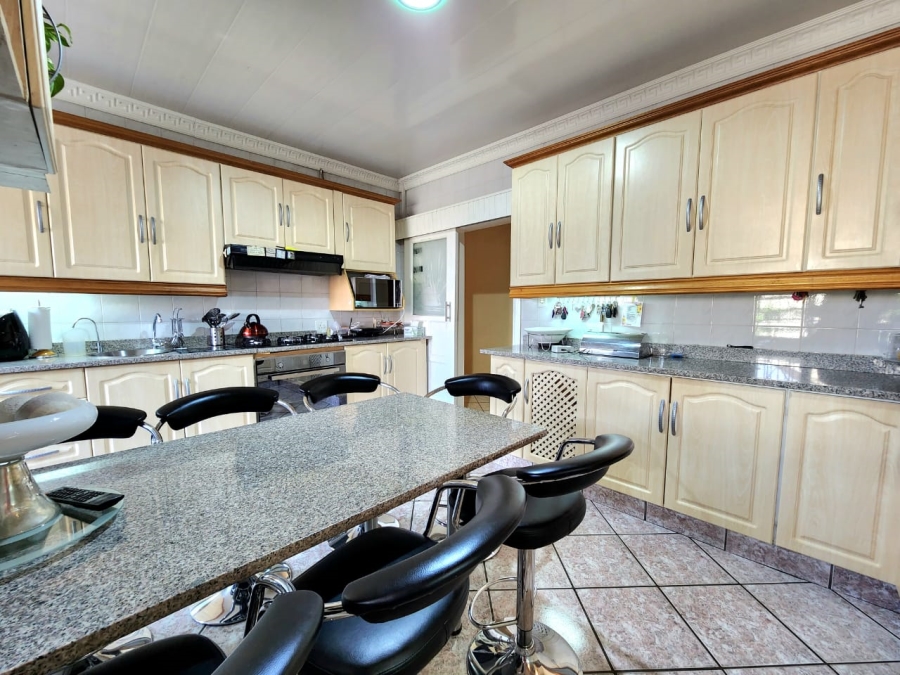 4 Bedroom Property for Sale in Winchester Hills Gauteng