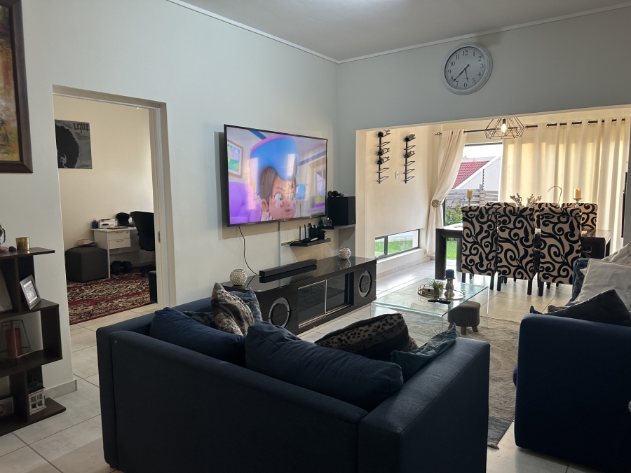 5 Bedroom Property for Sale in North Riding Gauteng