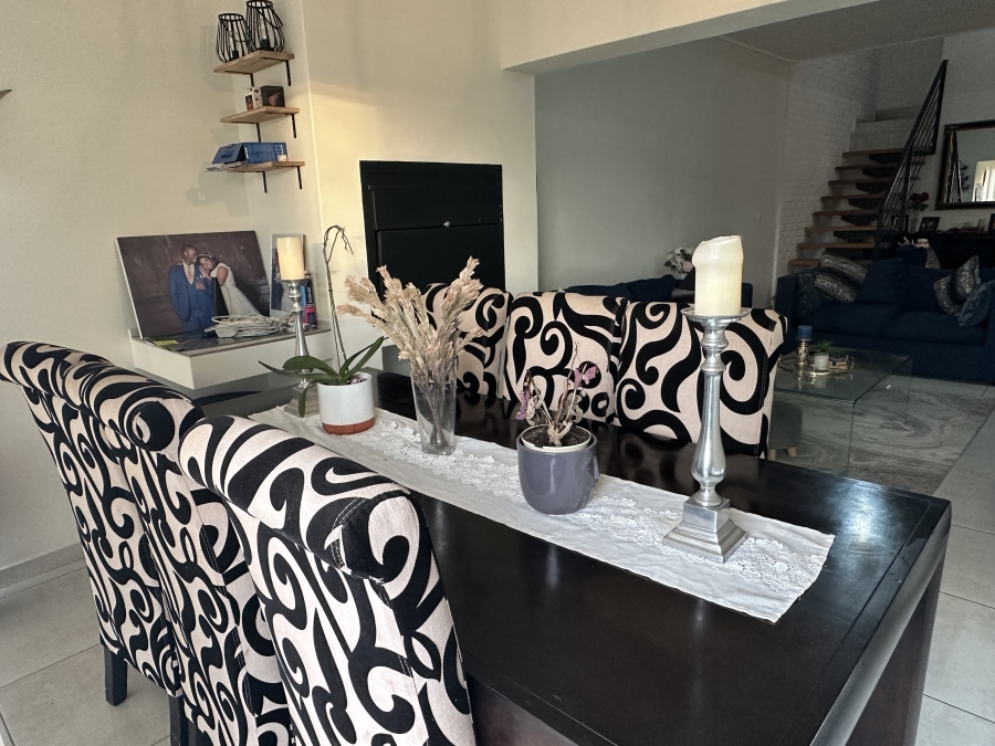 5 Bedroom Property for Sale in North Riding Gauteng